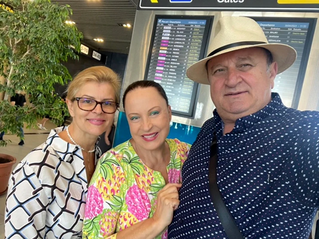 Călătorie cu probleme pentru Sanda Ladoși și Maria Dragomioriu - Foto: facebook