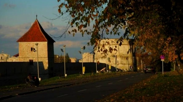 FOTO Legendele Braşovului Lacul vrăjitoarelor, Tâmpa, muntele zeilor, şi camera de execuţie din Casa Sfatului jpeg