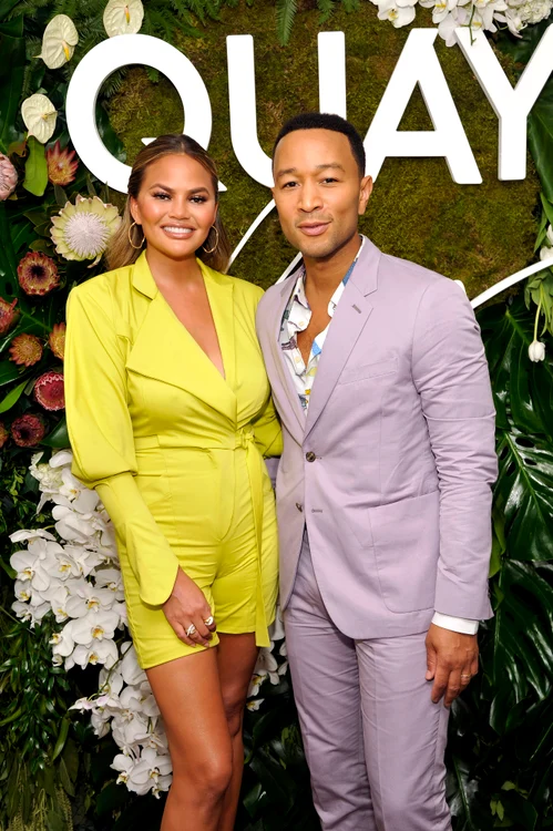 John Legend, alături de soția lui, Chrissy Teigen 