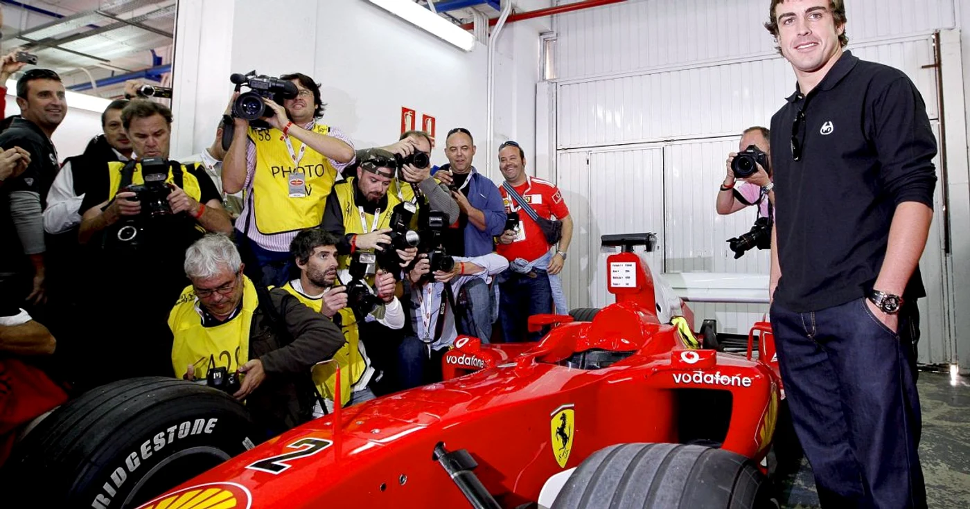 Fernando Alonso a fost prezentat deja la Ferrari