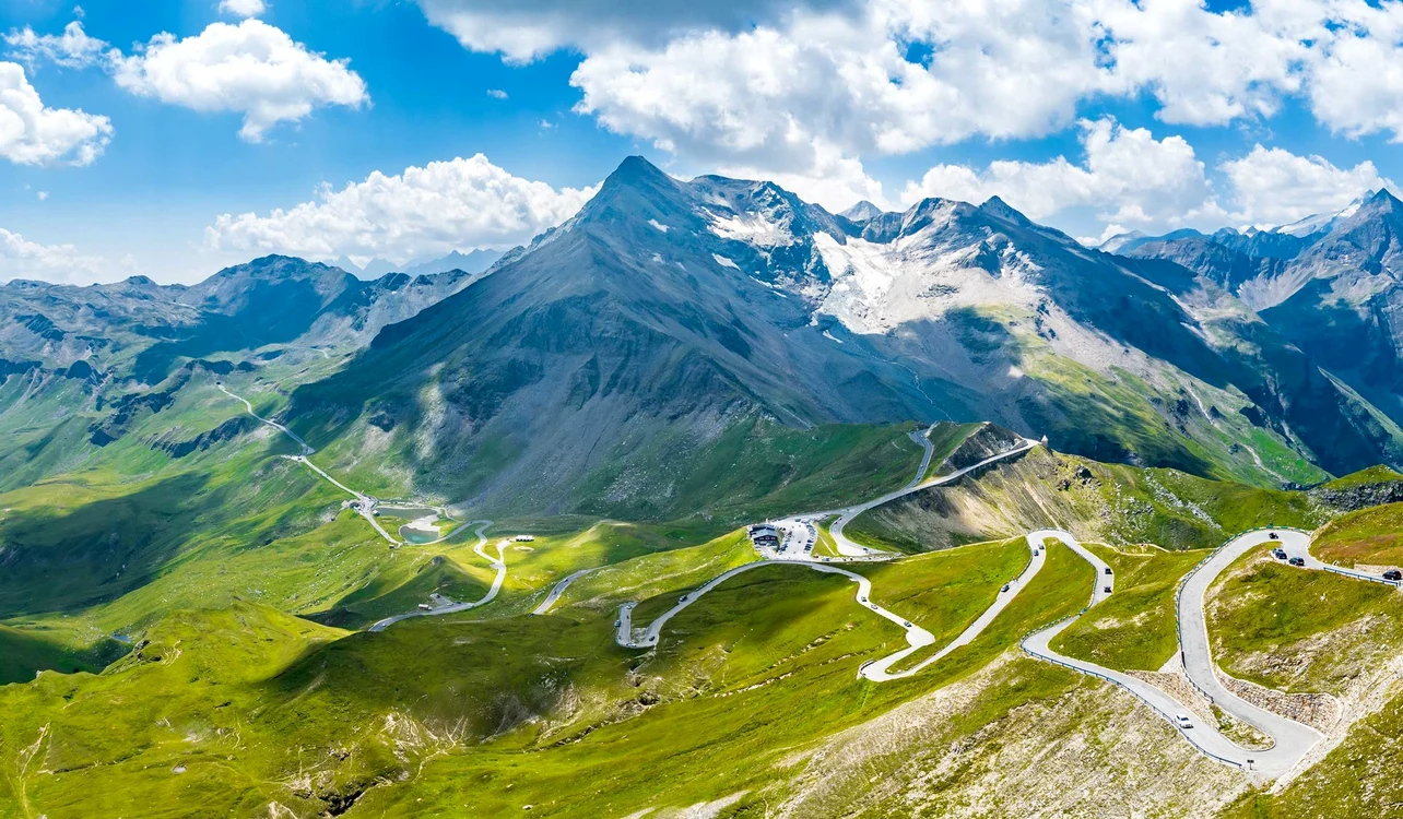 Șoseaua Alpină  Sursa Facebook Grossglockner Hochalpenstrasse.