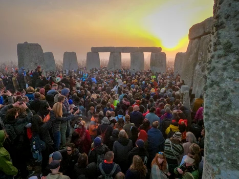 Solstitiul de vara sarbatorit la Stonehenge Anglia 21 iunie 2022 FOTO Getty Images