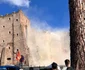 O parte din turnul medieval de lângă Colosseum s-a prăbușit la Roma FOTO Profimedia