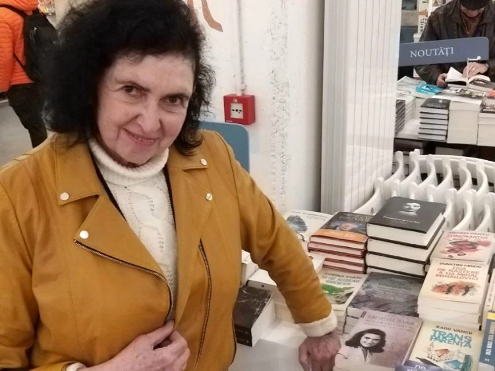 „Cînd am plecat, nu am avut voie să iau nimic scris”   interviu cu Riri Sylvia MANOR jpeg