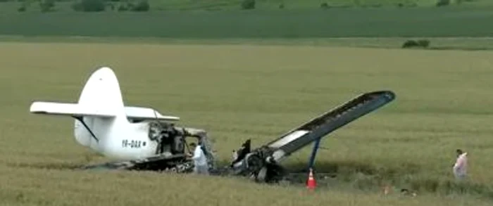 Un avion de mici dimensiuni s-a prăbușit în județul BuzăuFoto: captură DIGI24