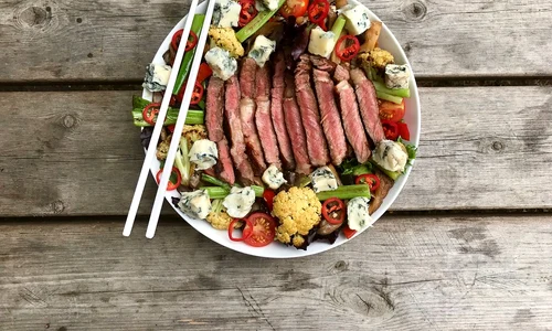 salata asiatica cu vita jpg