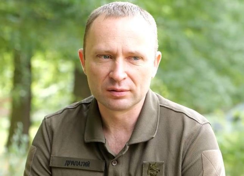 Zelenski a numit un general din noua generație să oprească avansul rușilor în Donbas. Roiurile de drone, preferatele sale