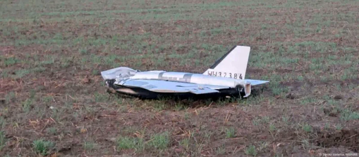 Dronă deteriorată căzută în localitatea Czosnowka din estul Poloniei (10.09.2025)