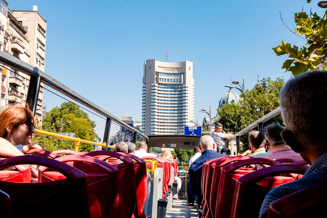 autobuz turistic bucureşti 02 Primaria Bucureşti jpg
