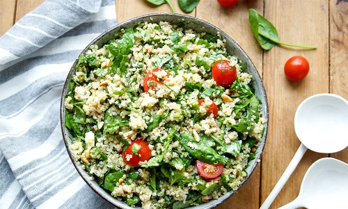 1 salata de spanac cu quinoa jpg jpeg