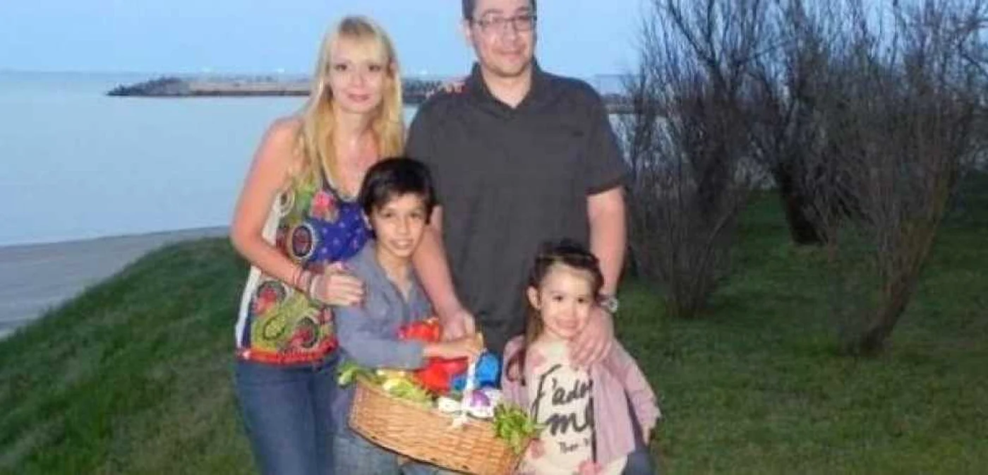 Premierul Victor Ponta petrece sărbătorile Pascale pe Litoral, alături de familie FOTO: Facebook