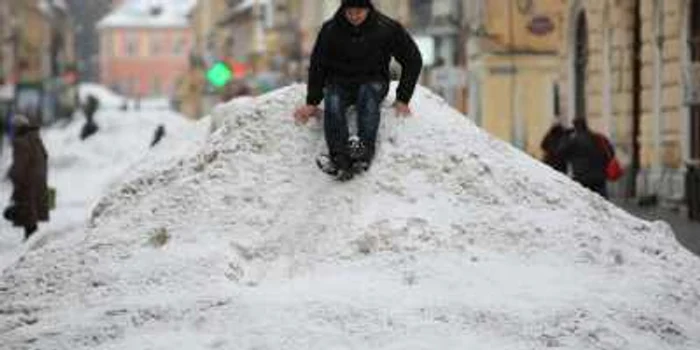 Braşovenii mai teribilişti au încercat derdeluşurile Foto: Bogdan Crăciun