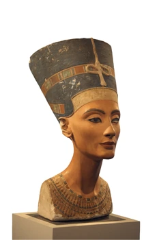 2 bust nefertiti 24893293 jpg jpeg