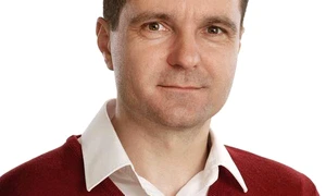 Poţi fi persoană onorabilă într o ţară aflată în căcat? jpeg