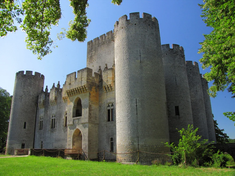 Castelul Roquetaillade,  Aquitania (sec. XIV)