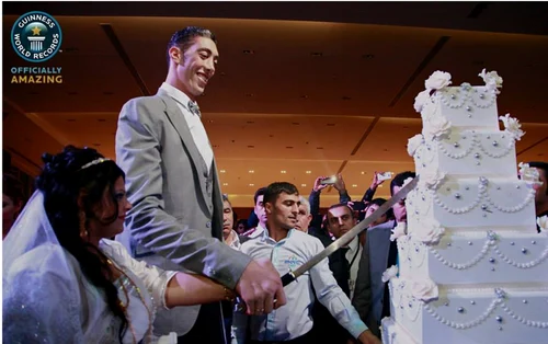 Cel mai inalt om din lume, Sultan Kosen FOTO Facebook / Guinness World Records