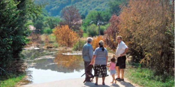 Ploaia grăbeşte evacuarea sinistraţilor