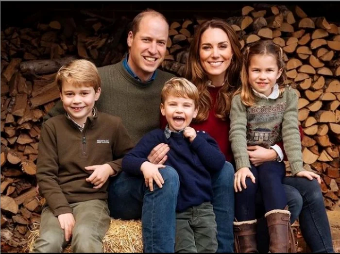 Ducii de Cambridge, William şi Kate, alături de cei trei copii ai lor, prinţul George, prinţul Louis şi prinţesa Charlotte FOTO Instagram