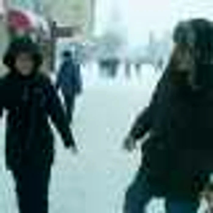Ada Milea și Bobo, la plimbare în centrul orașului