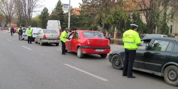 Poliţiştii rutieri. FOTO: Arhivă