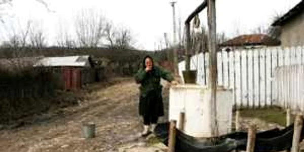 Bătrânii din Chiperu vor primi vizita voluntarilor de Cruce Roșie