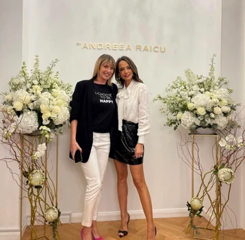 Diana Dumitrescu, împreună cu Andreea Raicu la lansarea showroom-ului 