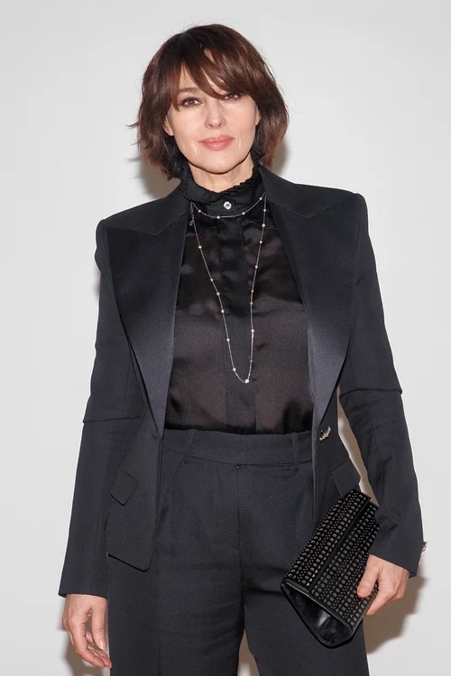 Monica Bellucci, la show-ul Alexandre Vauthier de la Paris