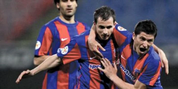 Steaua atacă locul doi al clasamentului