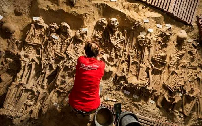 Supermarketul a fost ridicat pe locul unui spital din Evul Mediu, care avea şi propriul cimitir FOTO Daily Mail