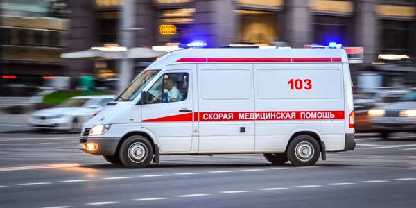 Ambulanta in Rusia FOTO Shutterstock jpg