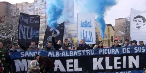 Zeci de tineri au participat la comemorarea lui Michael Klein. Foto Ada Ionescu