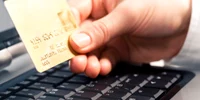 cumparaturi online comert online FOTO Shutterstock