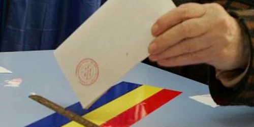 Secţiile de vot ar putea fi conectate în reţea pentru a combate frauda electorală