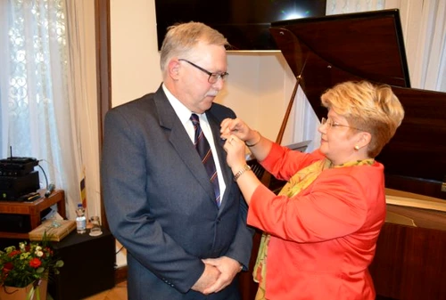 Jan Willem Bos, decorat cu Ordinul