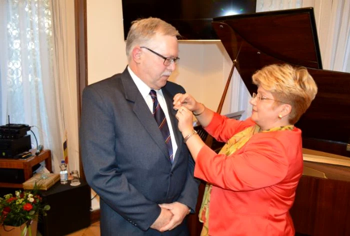 Jan Willem Bos, decorat cu Ordinul "Meritul Cultural" în grad de Mare Ofițer 