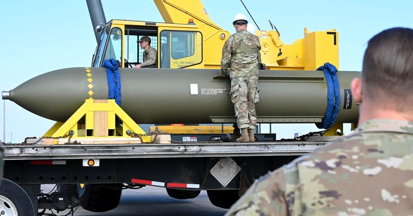 Bomba americană antibuncăr -GBU-57 Foto Profimediaâ