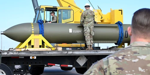 Bomba americană antibuncăr  GBU 57 Foto Profimedia jpg