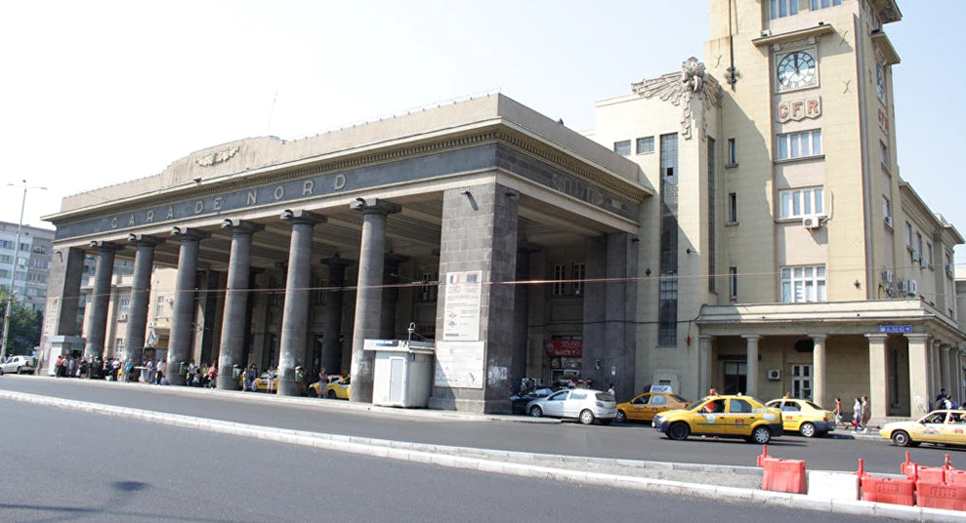 Trenurile ajung cu întârzieri mari în Gara de Nord