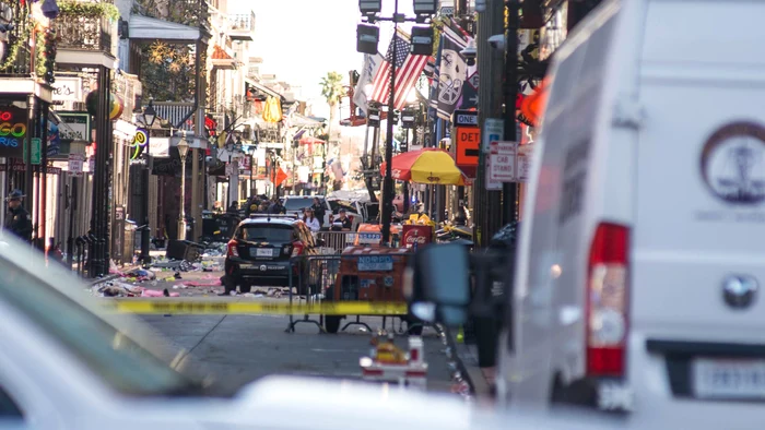 Un fost veteran american care se alăturase ISIS a intrat în mulțime în New Orleans FOTO EPA-EFE