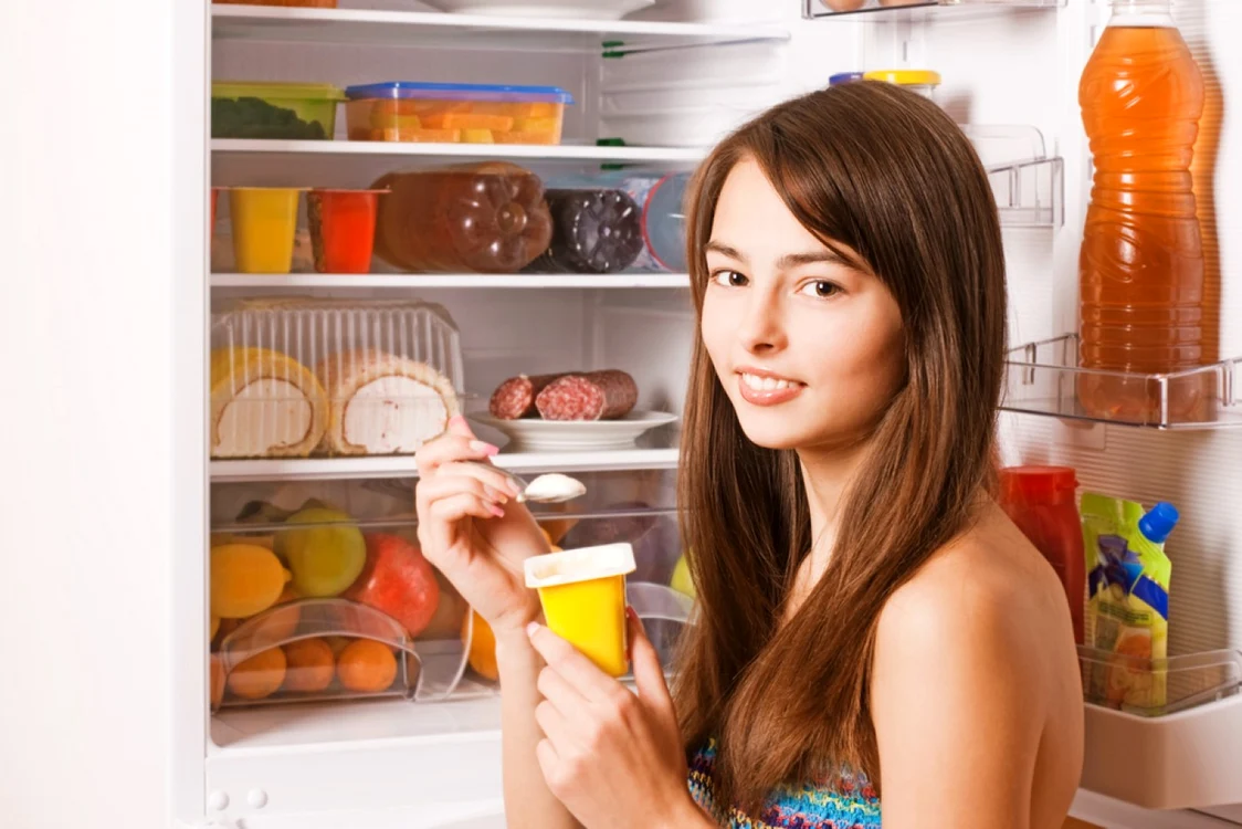 Iaurtul poate fi consumat chiar şi la o săptămână după ce a trecut data de expirare FOTO: Shutterstock