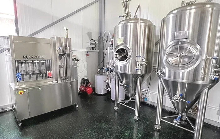 Fabrica de mied a fost construită cu fonduri europene. SURSA Primitiv food