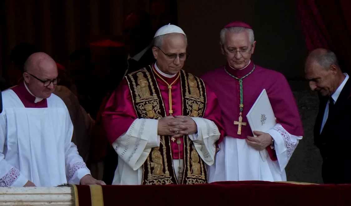 Papa Leon al XIV-lea rostește prima rugăciune de duminică FOTO: Profimedia