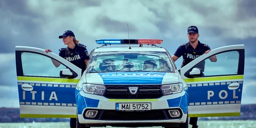 politisti campanie inscriere postliceala foto fb politia romana jpg