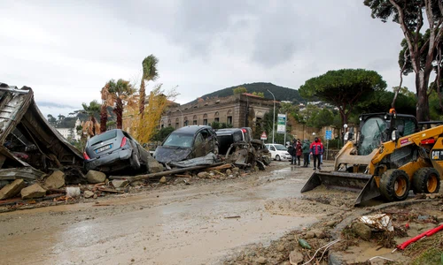 Insula Ischia a fost lovită de ploi torențiale care au făcut prăpăd jpg