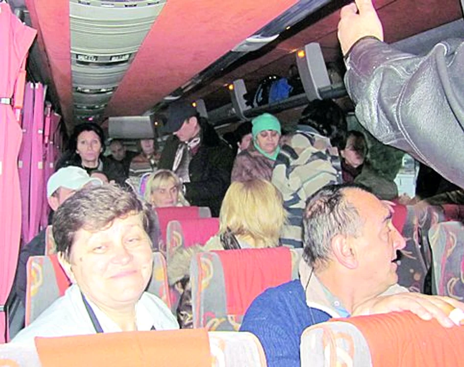 Au plecat de ieri dimineaţă  spre Bucureşti