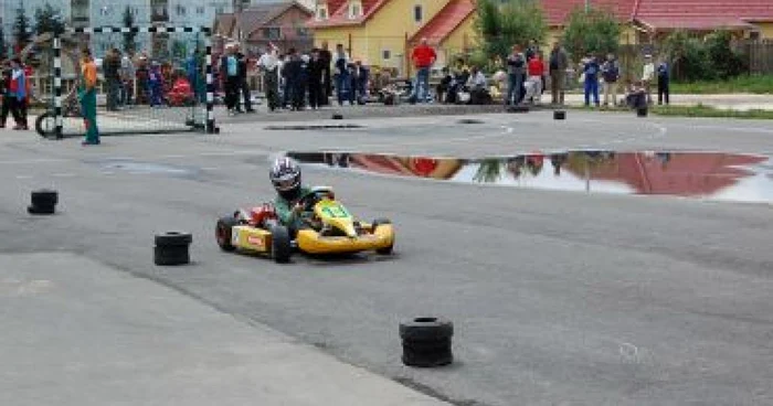 Bistriţa:  Karting pe străzile Bistriţei