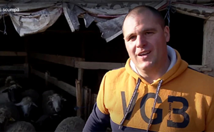 
    Fermierii buzoieni spun că preţurile vor fi mai mari din cauza secetei prelungite, care a scumpit furajele  