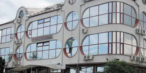 Contractele se încheie la Casa de Pensii