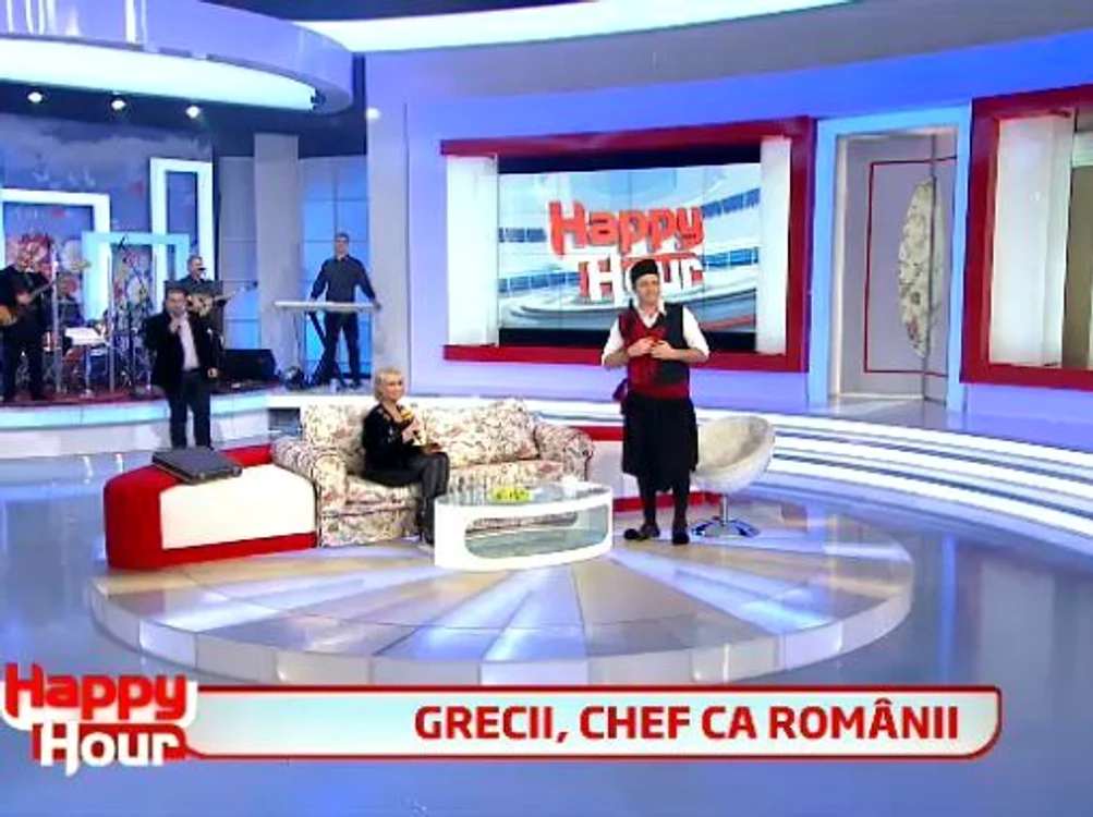 Cătălin Măruţă a îmbrăcat straie tradiţionale elene de ziua Greciei. (captură Pro TV)