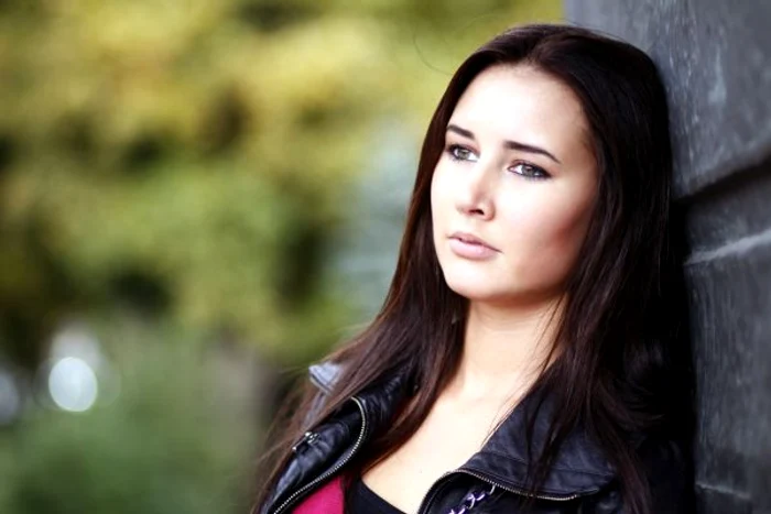 O mare parte dintre femei stau cu teamă că o poveste de dragoste ca-n filme le răpește libertatea.www.clickpentrufemei.ro